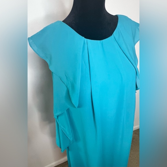 NWT Vince Camuto teal ruffled sleeveless zip up dress. Spring summer Size 6 - Picture 3 of 10